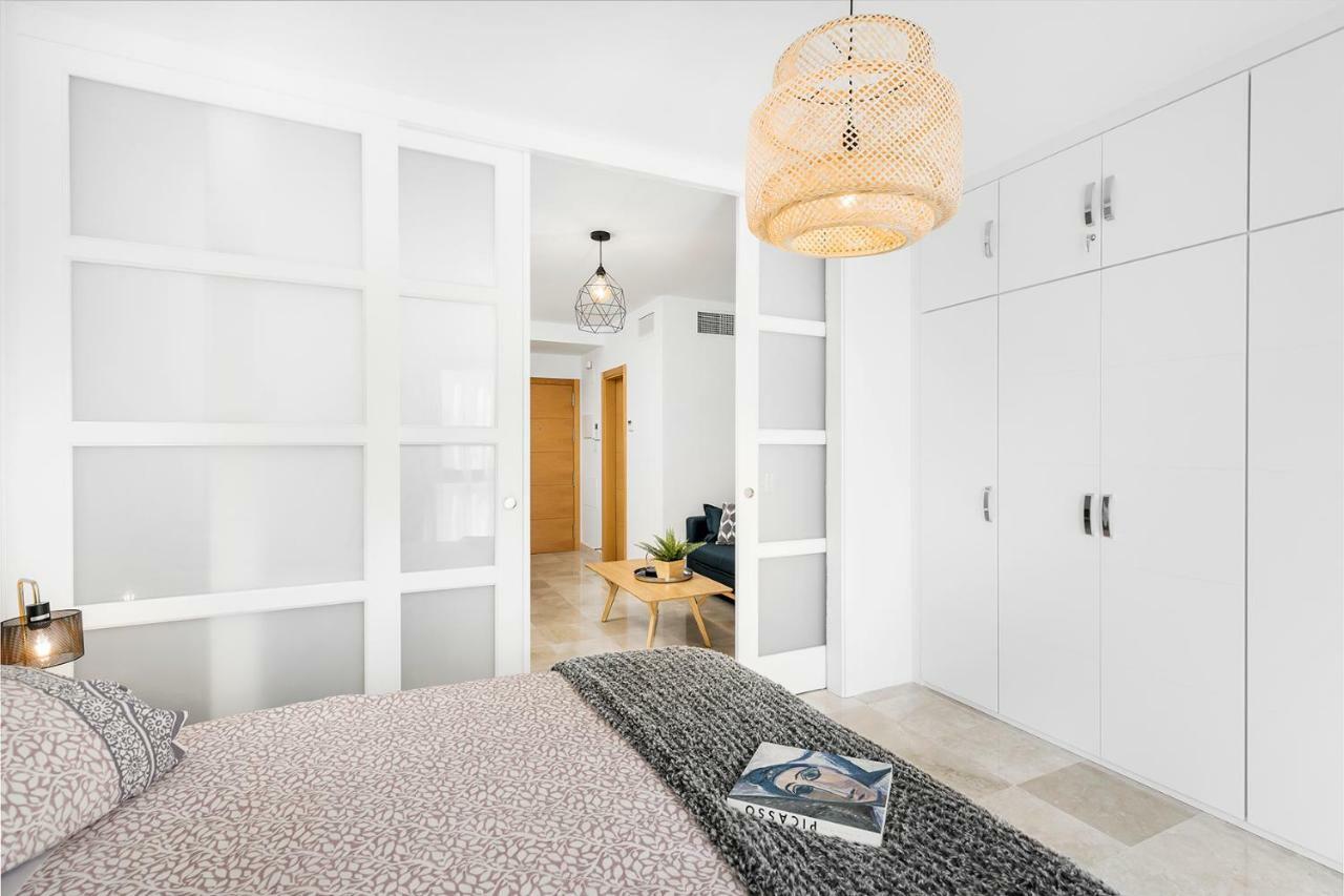 Apartamento Lujo Ancha Del Carmen Málaga Exterior foto